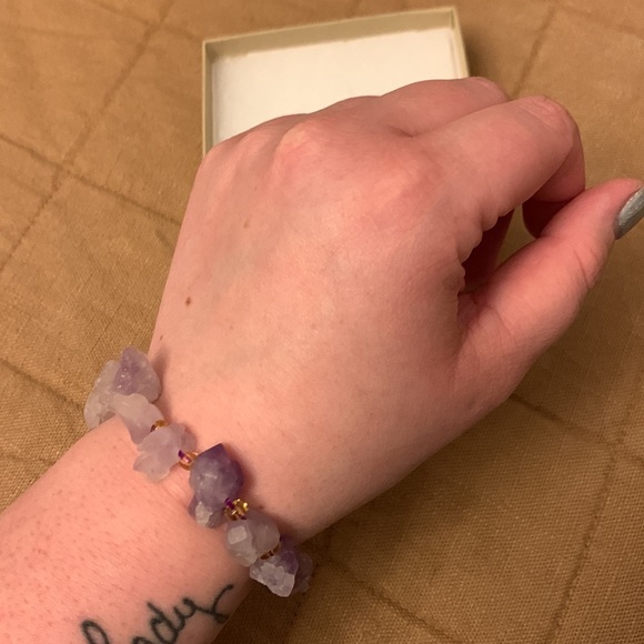 New Amethyst Stone Elastic Bracelet - Picture 3 of 4